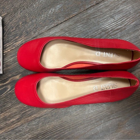 Anthropologie Silent D Red Ballet Pump - Picture 6 of 9